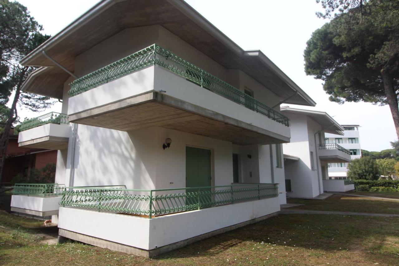 Villa Silvia Lignano Sabbiadoro Exterior photo